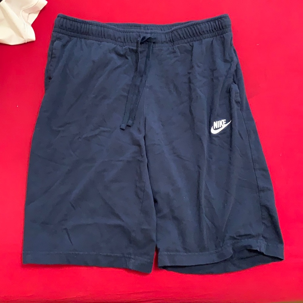 NIKE Sportswear Men's Jersey Club Shorts